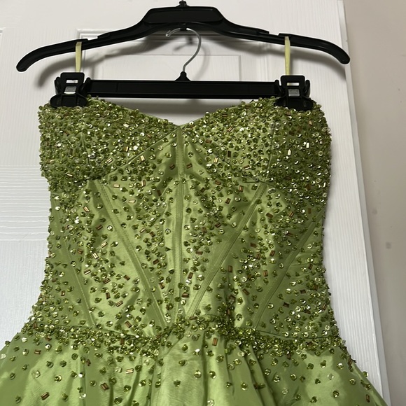 Brand- May Queen , Color- Sage green, Beads ( green,clear, & gold) - Picture 3 of 3